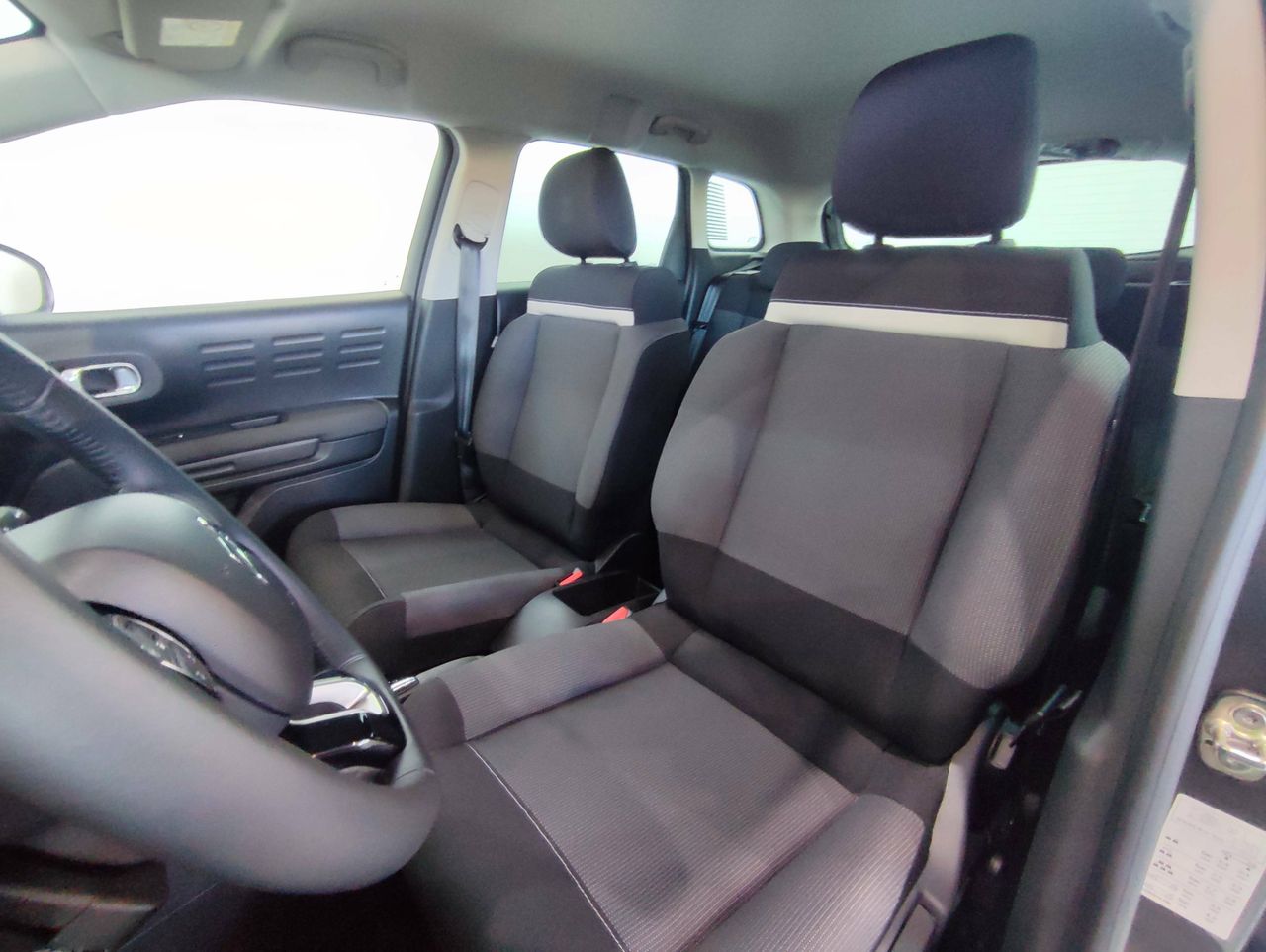 Foto Citroën C3 Aircross 31