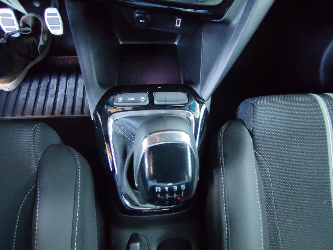 Foto Opel Corsa 38