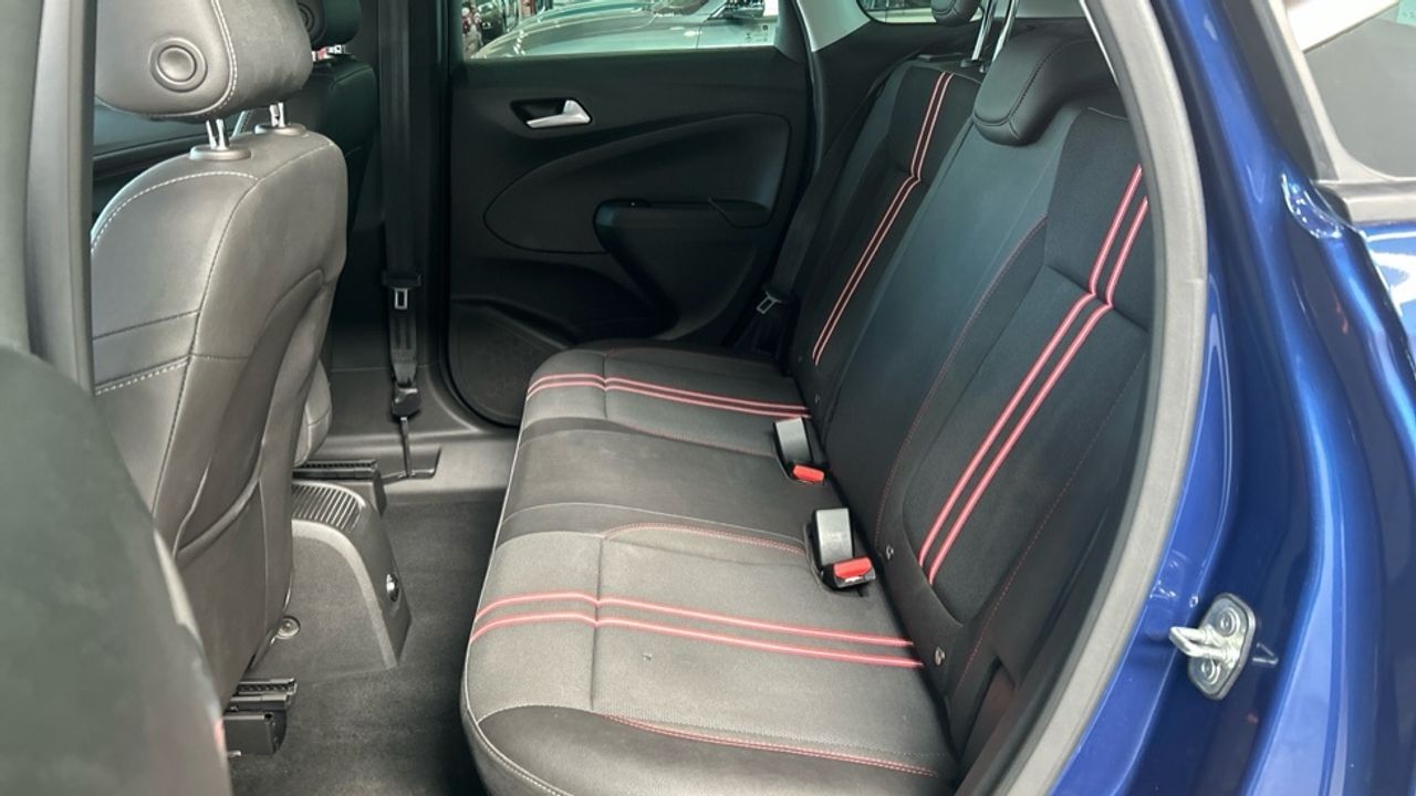 Foto Opel CrossLand 12