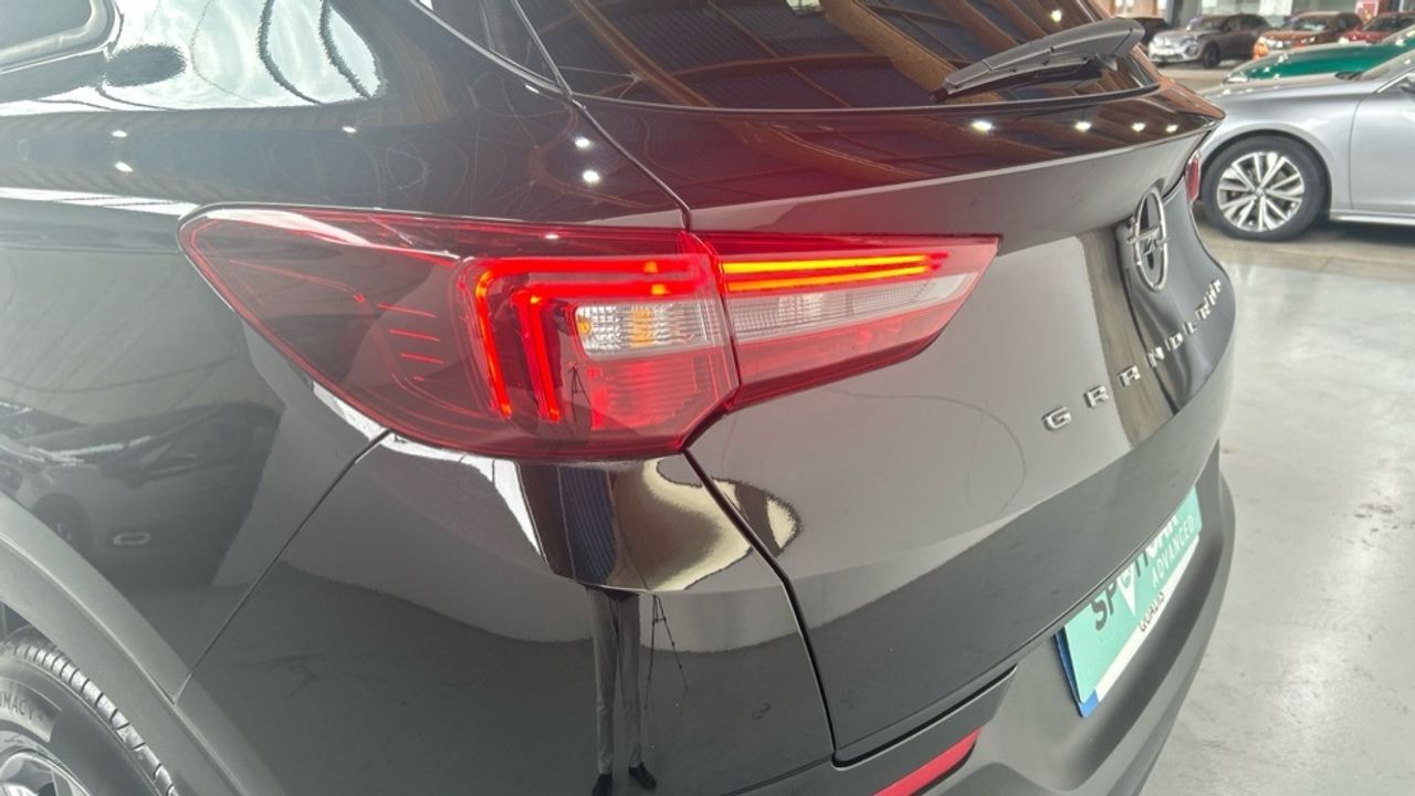 Foto Opel Grandland X 17