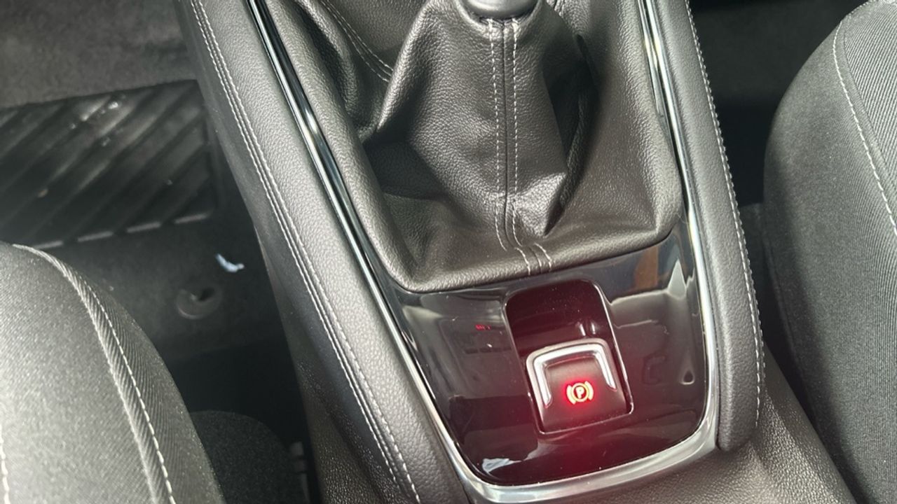 Foto Opel Grandland X 28