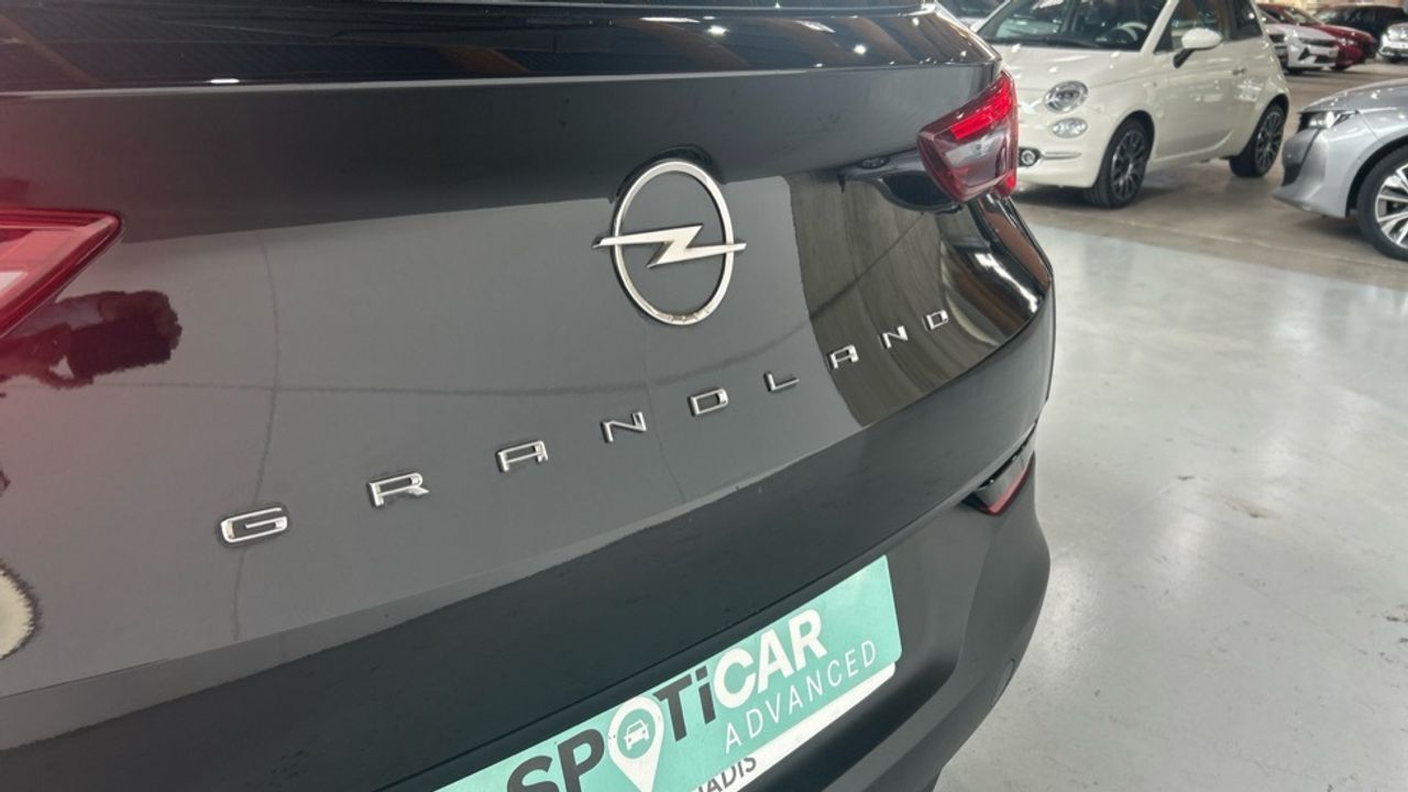 Foto Opel Grandland X 46