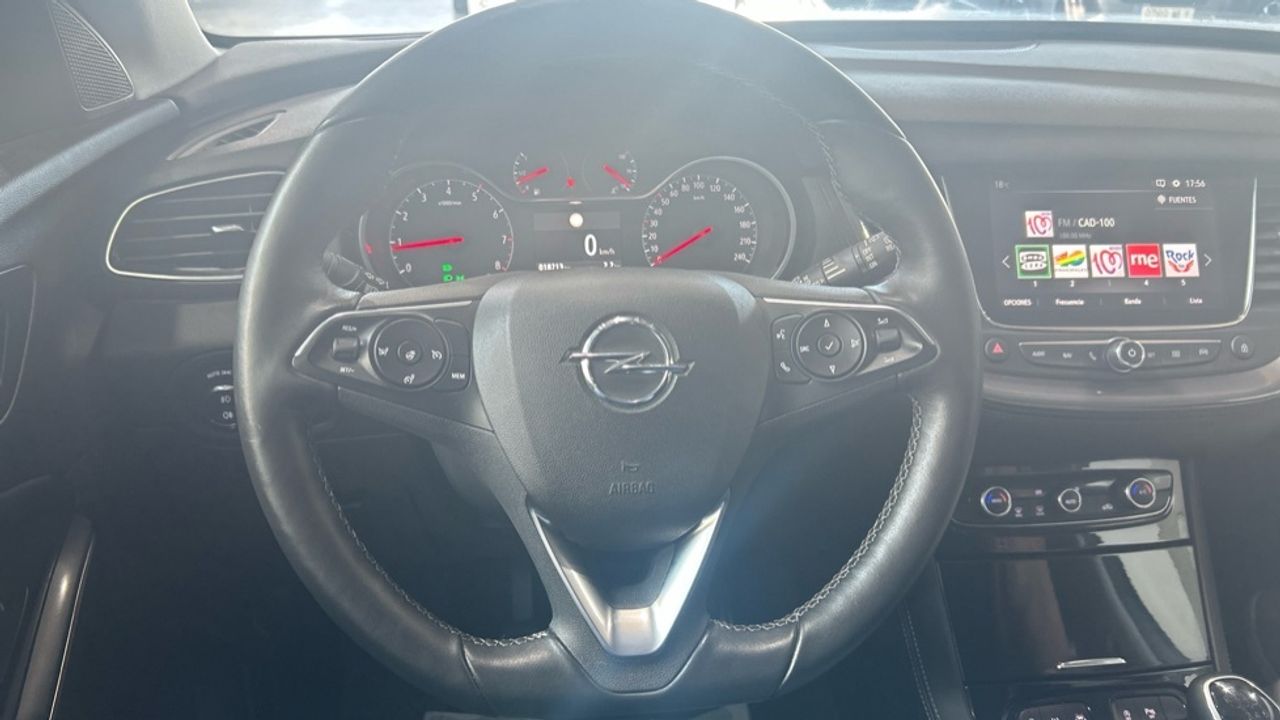 Foto Opel Grandland X 9