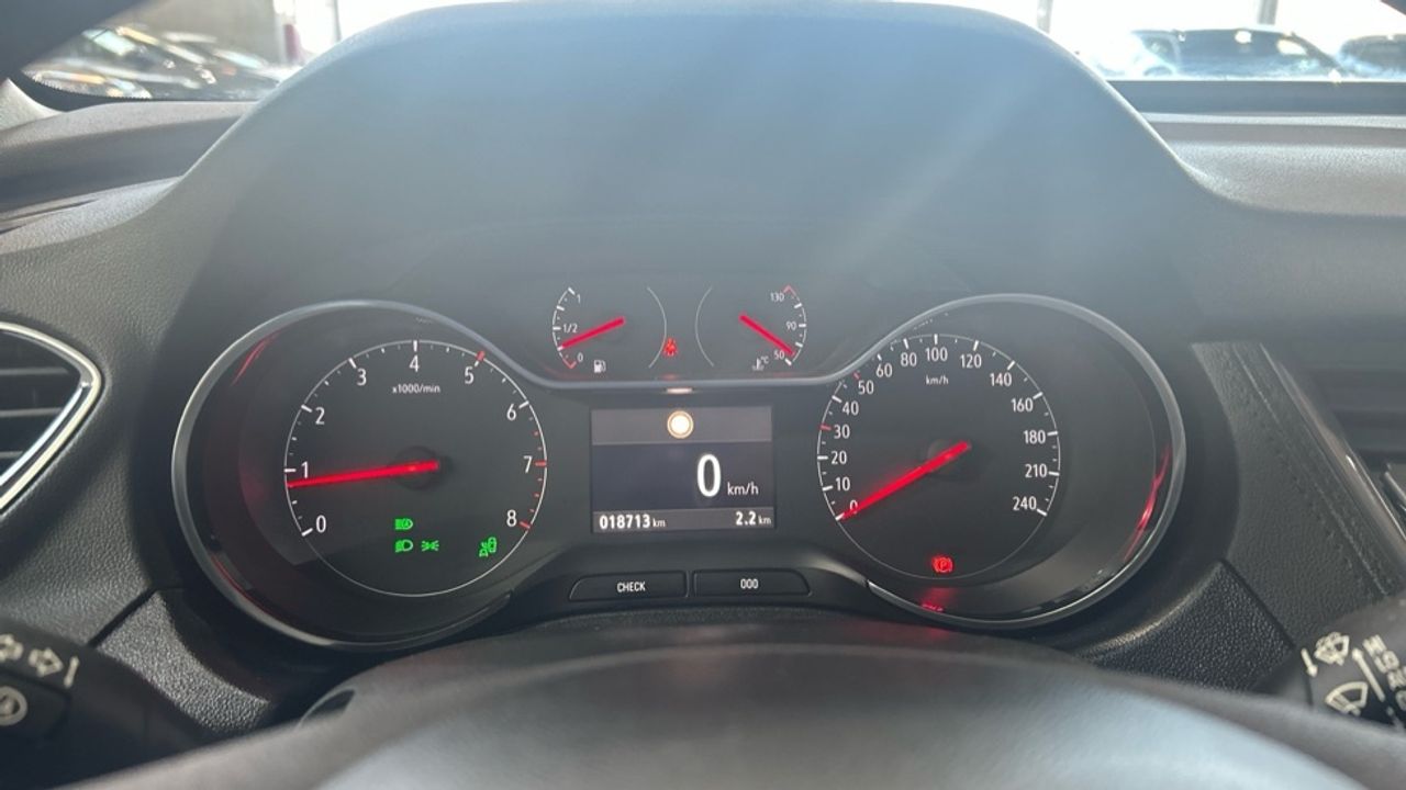 Foto Opel Grandland X 10