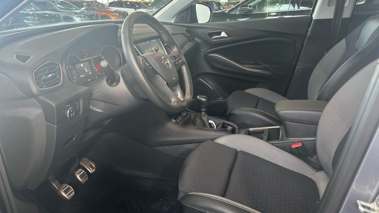 Foto Opel Grandland X 11