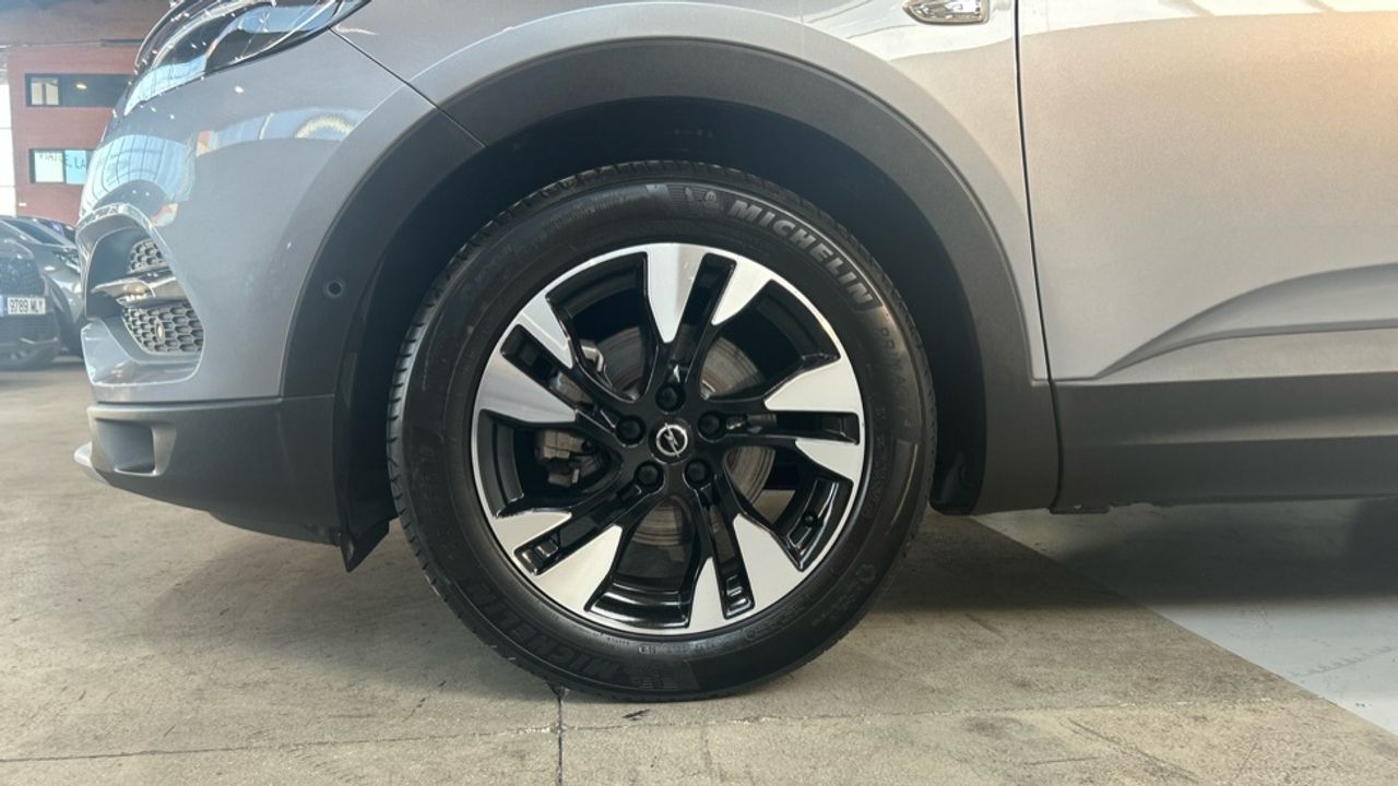 Foto Opel Grandland X 13