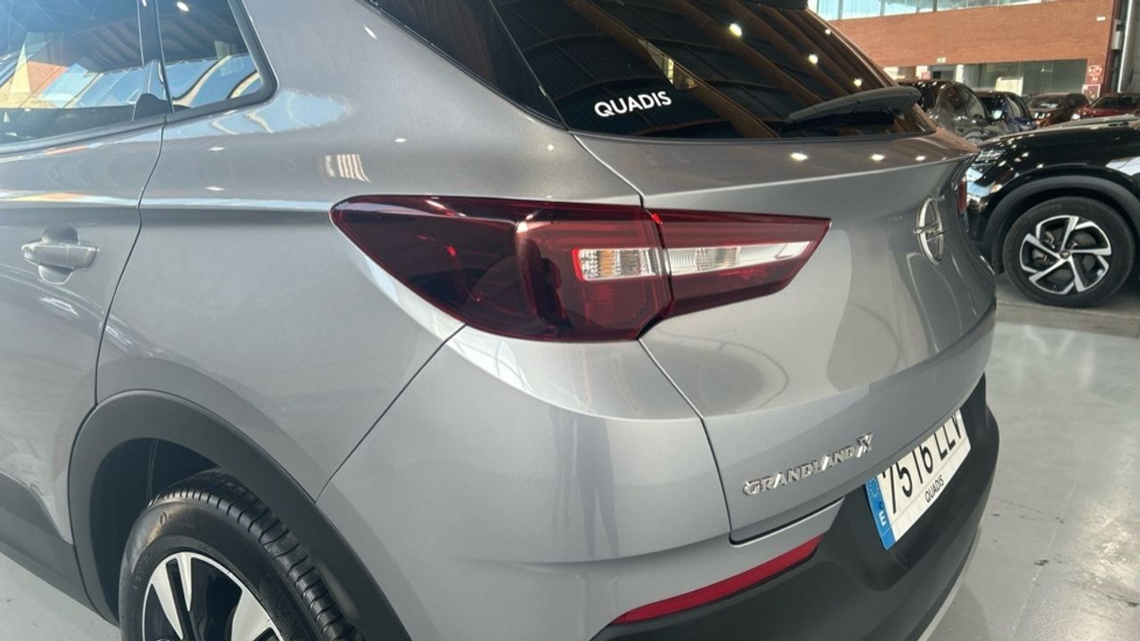 Foto Opel Grandland X 17