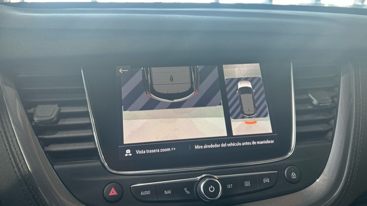 Foto Opel Grandland X 28