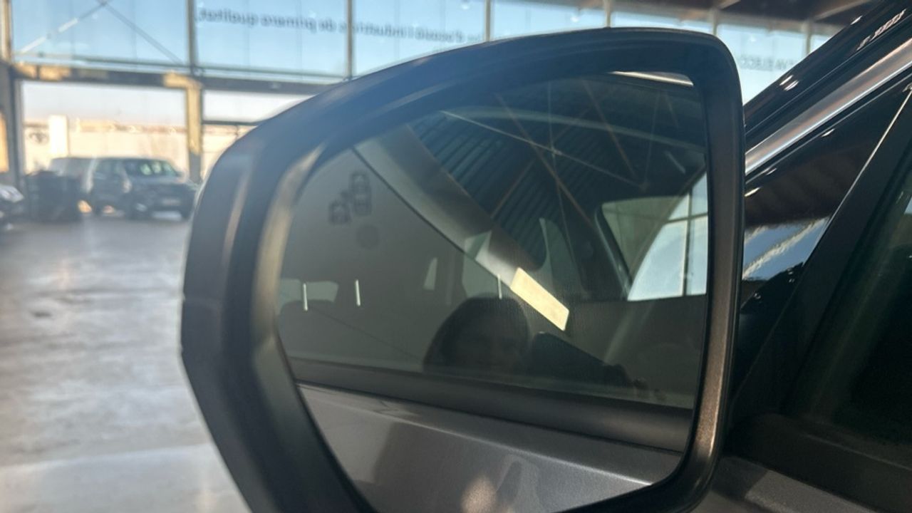 Foto Opel Grandland X 31