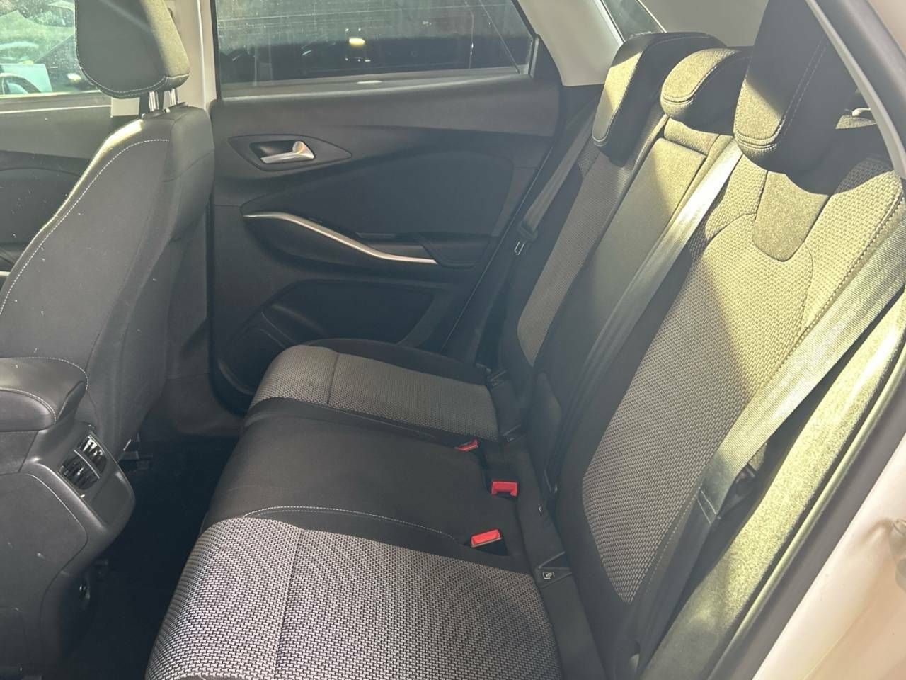 Foto Opel Grandland X 10