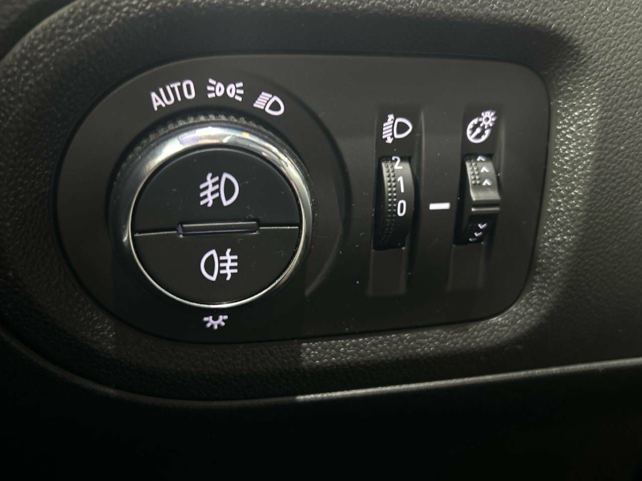 Foto Opel Grandland X 25