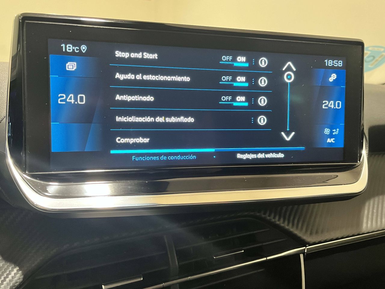 Foto Peugeot 2008 26