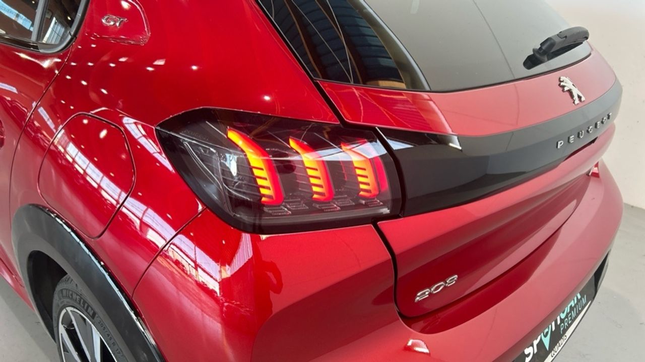 Foto Peugeot 208 17