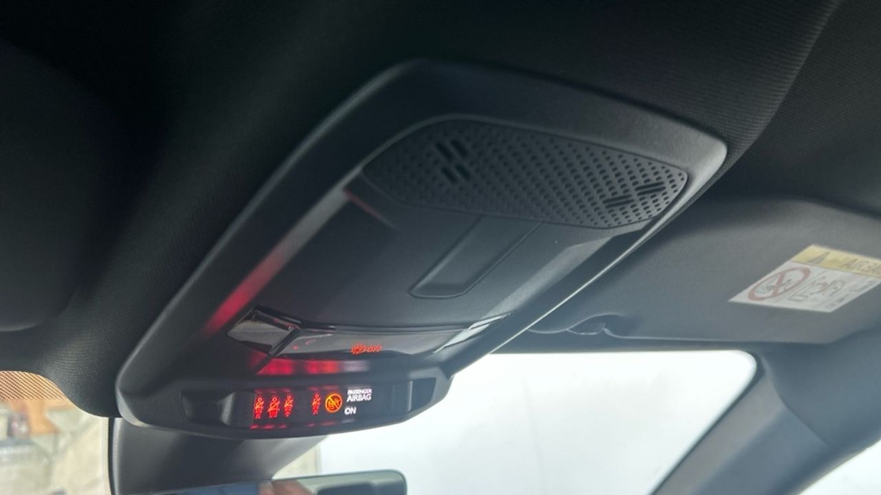 Foto Peugeot 208 18
