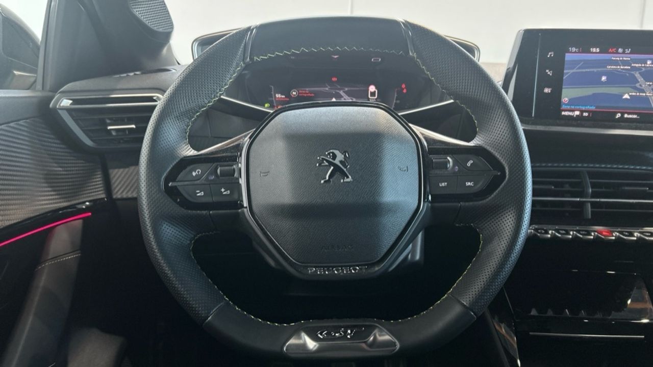 Foto Peugeot 208 9