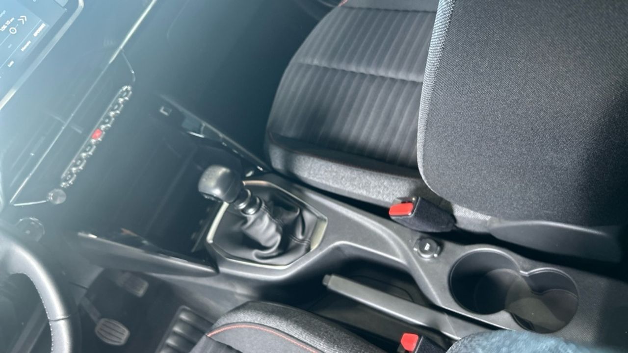Foto Peugeot 208 14