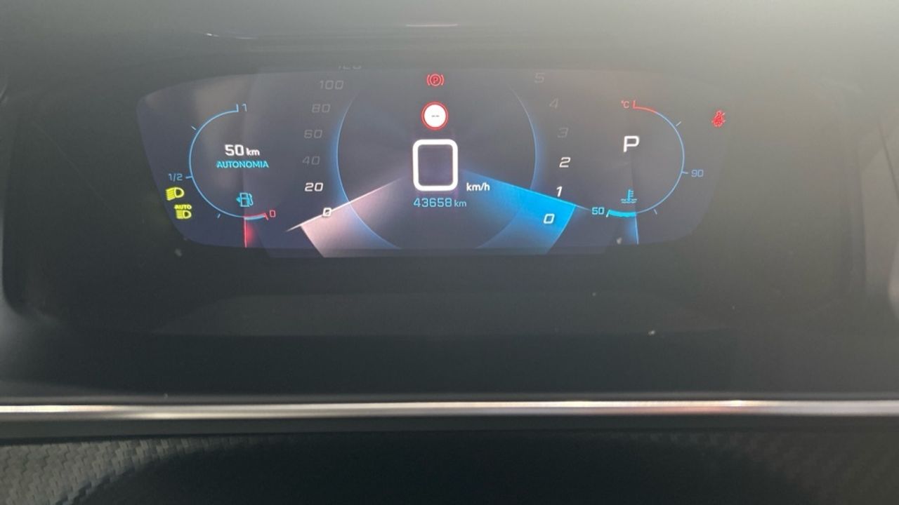 Foto Peugeot 208 10