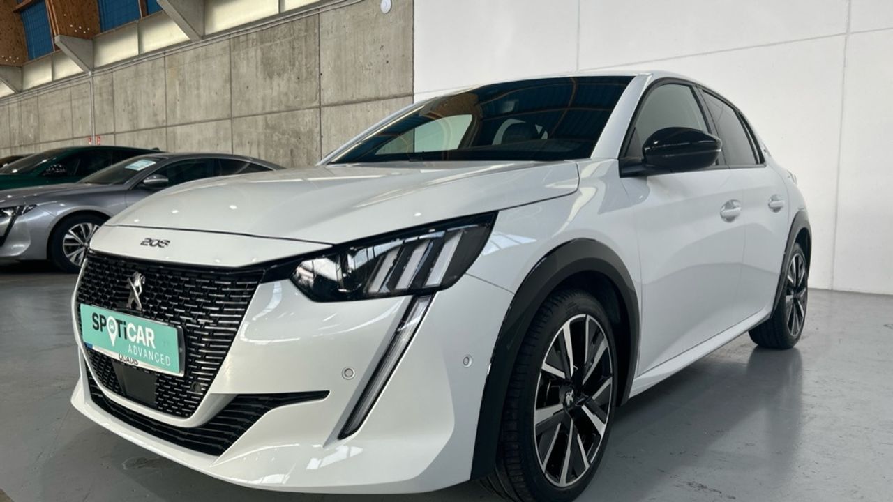 Foto Peugeot 208 16