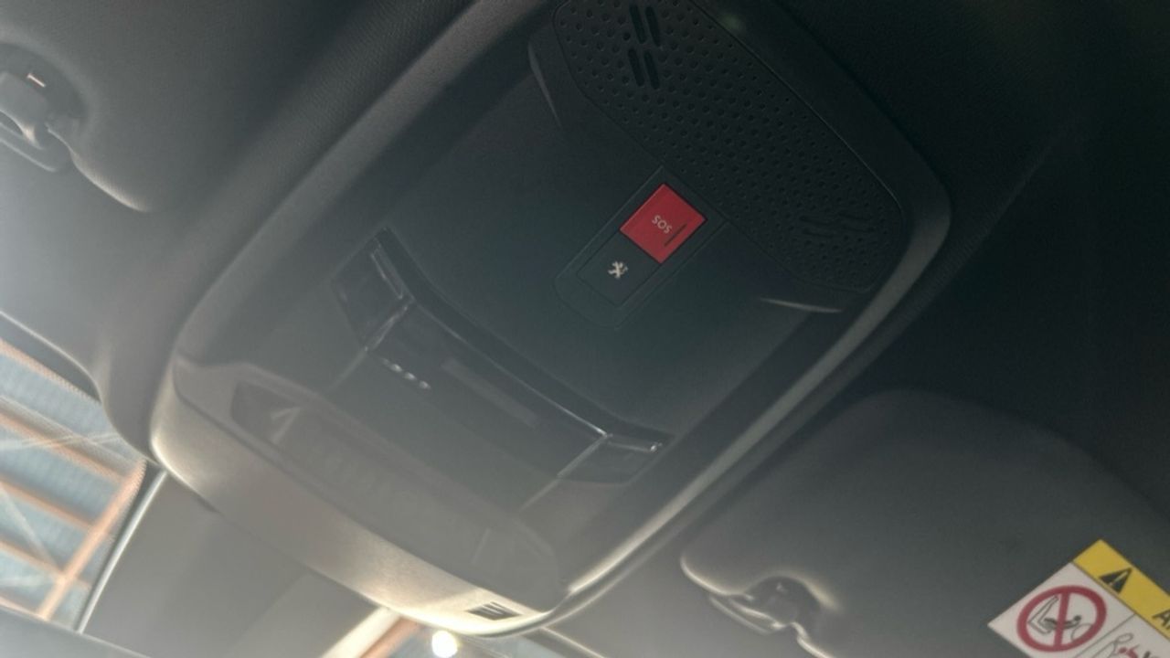 Foto Peugeot 208 18