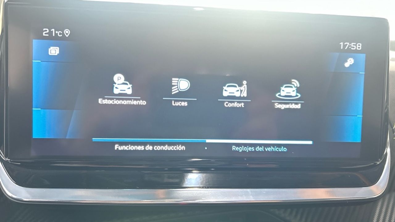 Foto Peugeot 208 50