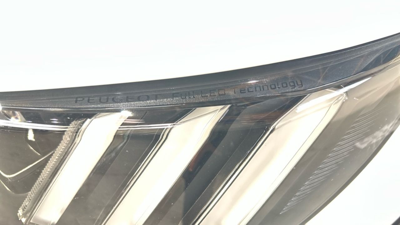 Foto Peugeot 208 56