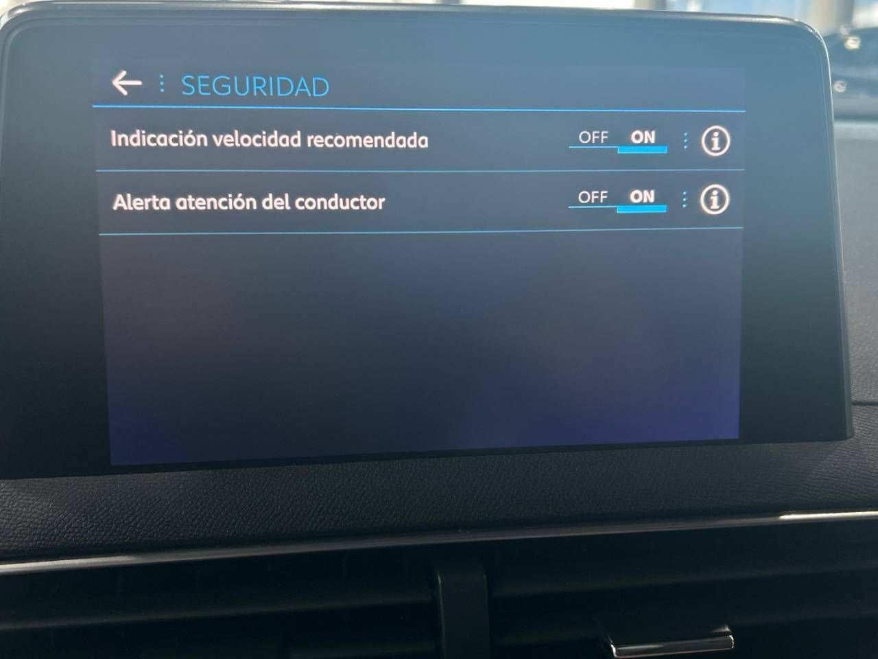 Foto Peugeot 3008 31