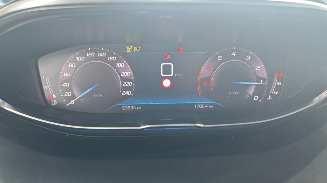 Foto Peugeot 3008 10