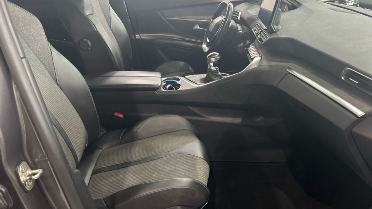 Foto Peugeot 3008 24