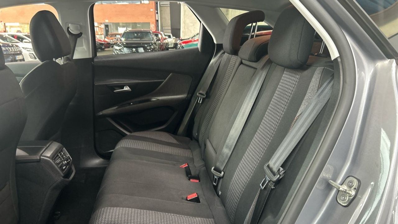 Foto Peugeot 3008 12