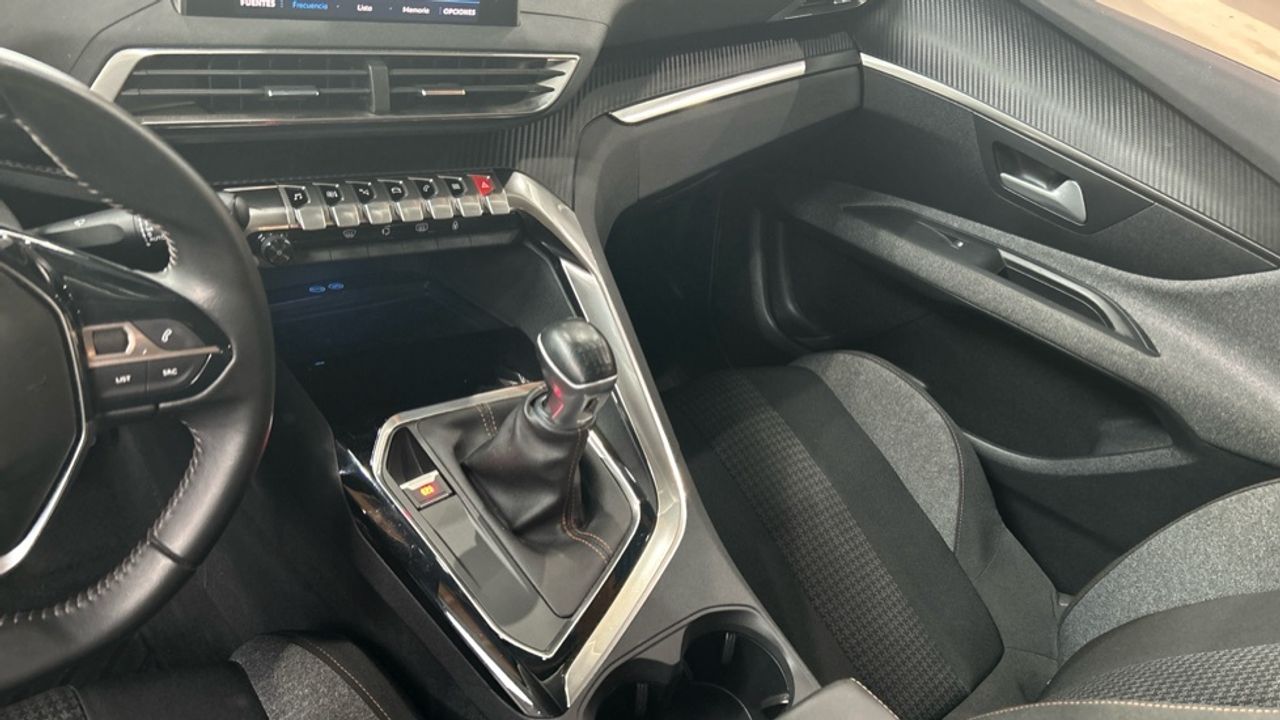 Foto Peugeot 3008 14