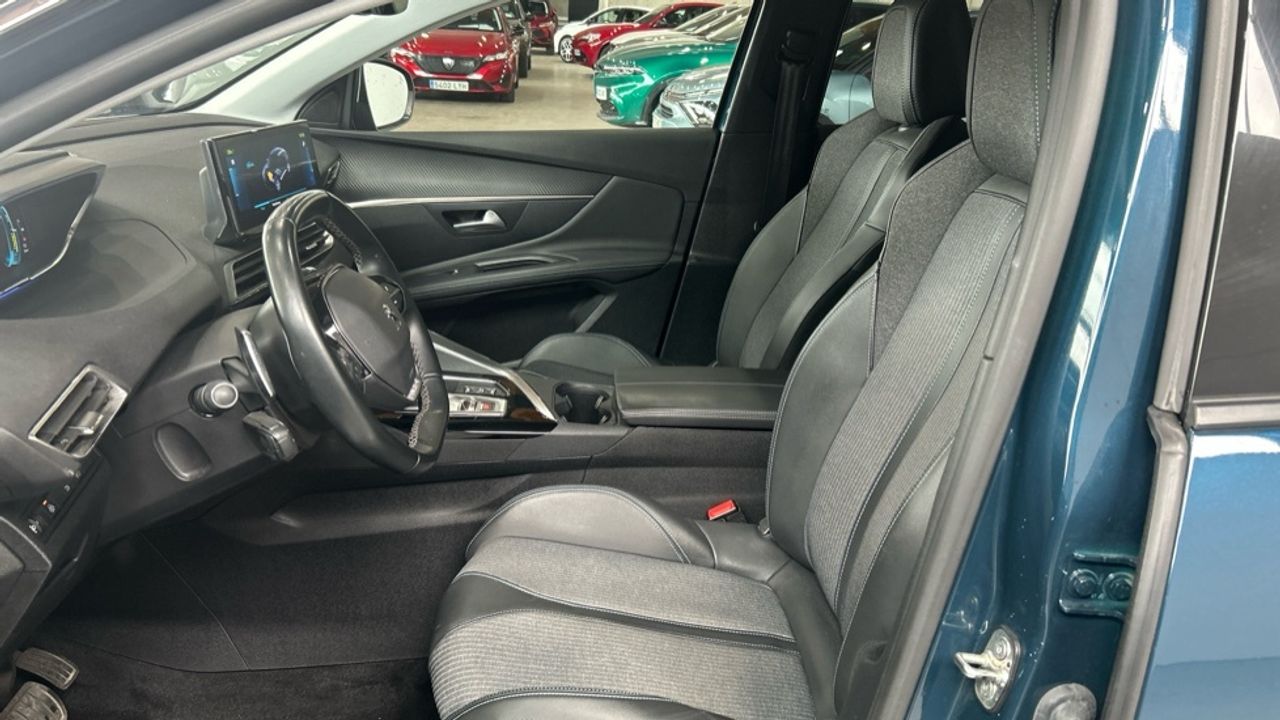 Foto Peugeot 3008 11