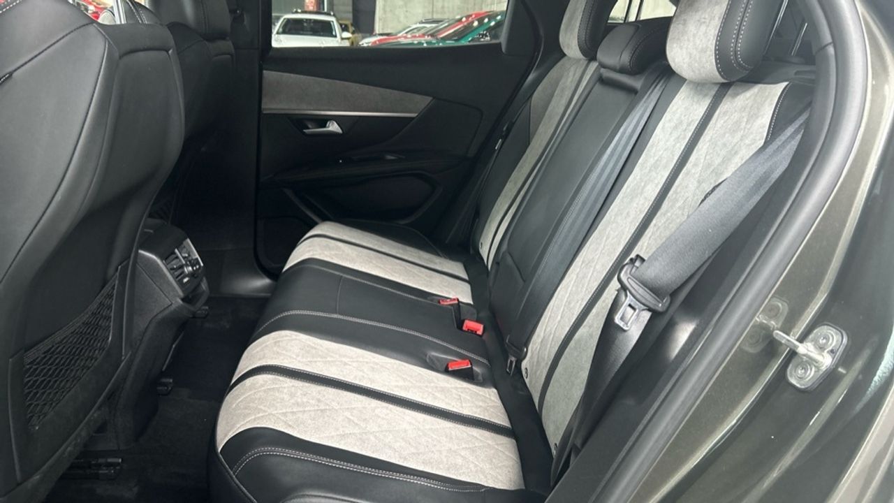 Foto Peugeot 3008 12