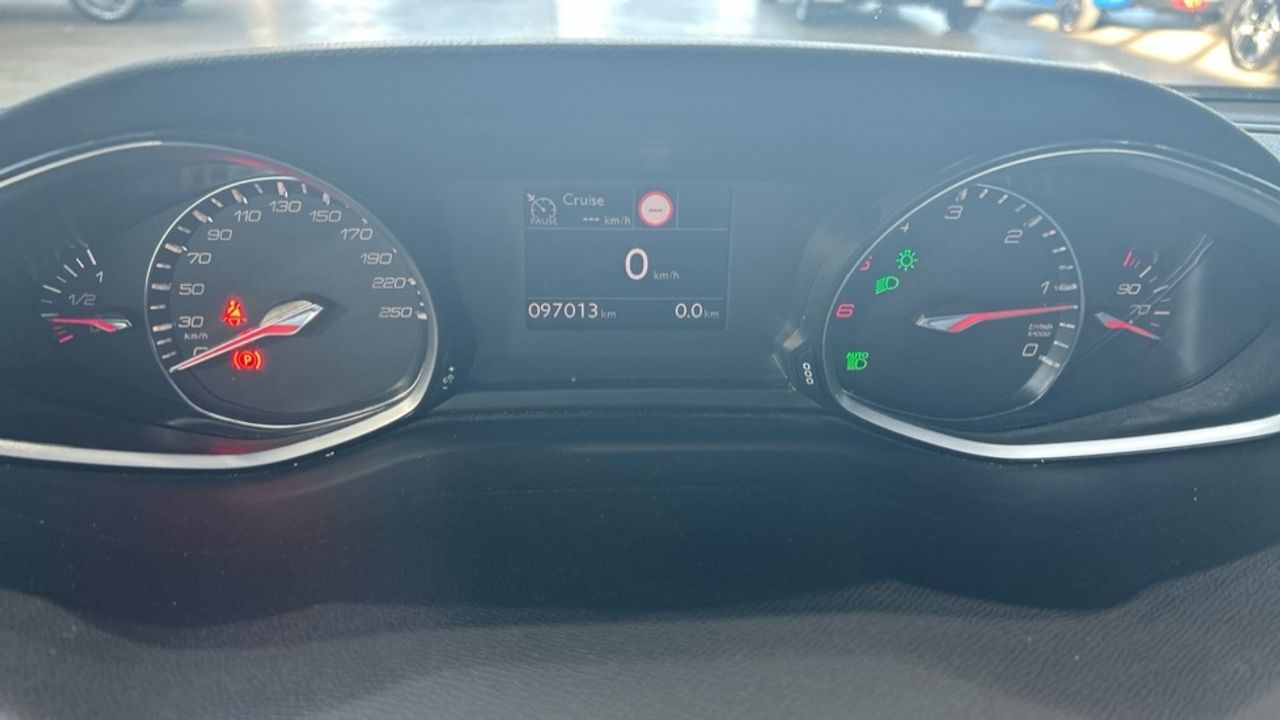 Foto Peugeot 308 10
