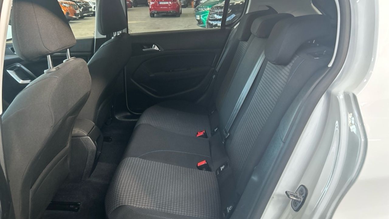 Foto Peugeot 308 12