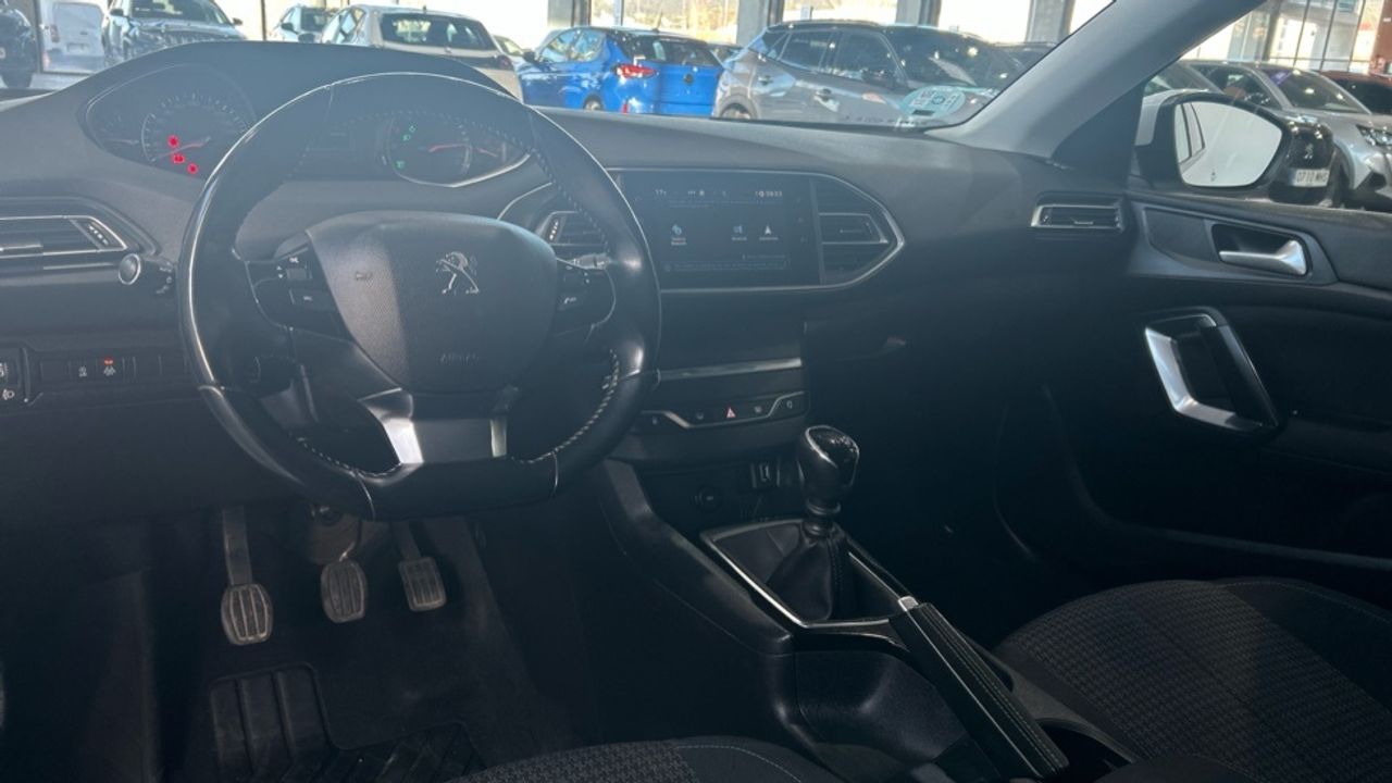 Foto Peugeot 308 21