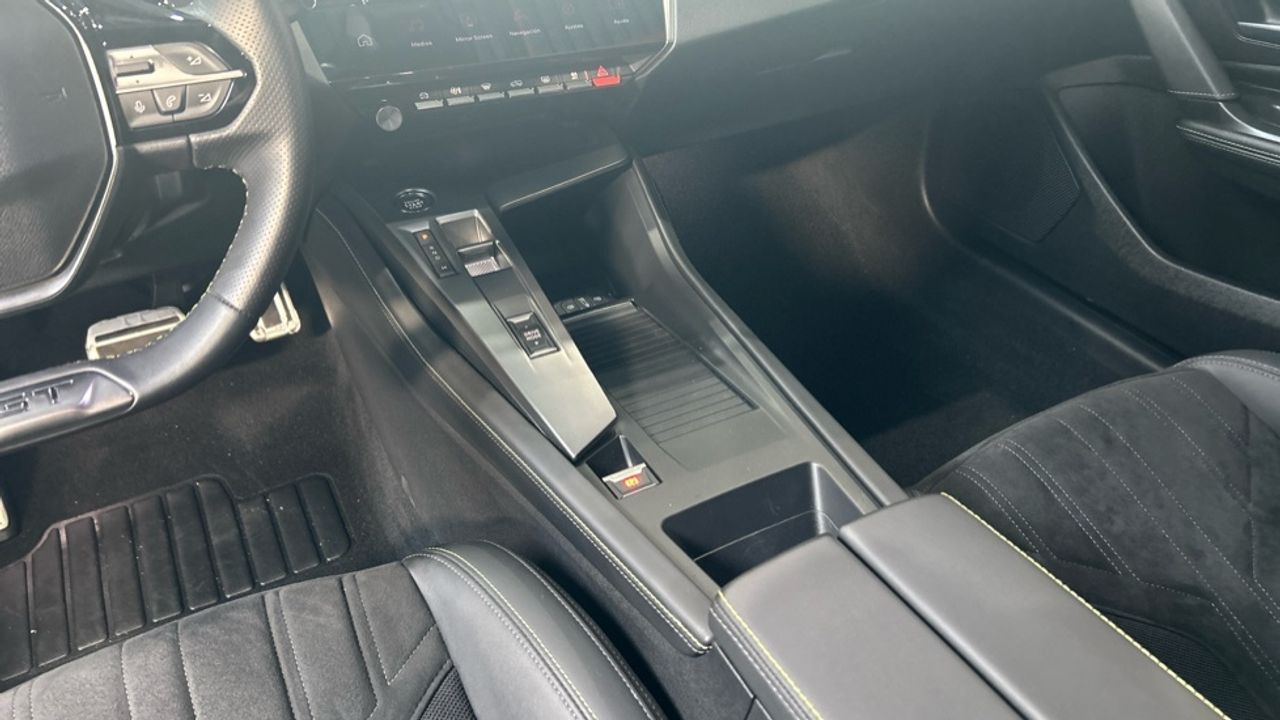Foto Peugeot 408 14