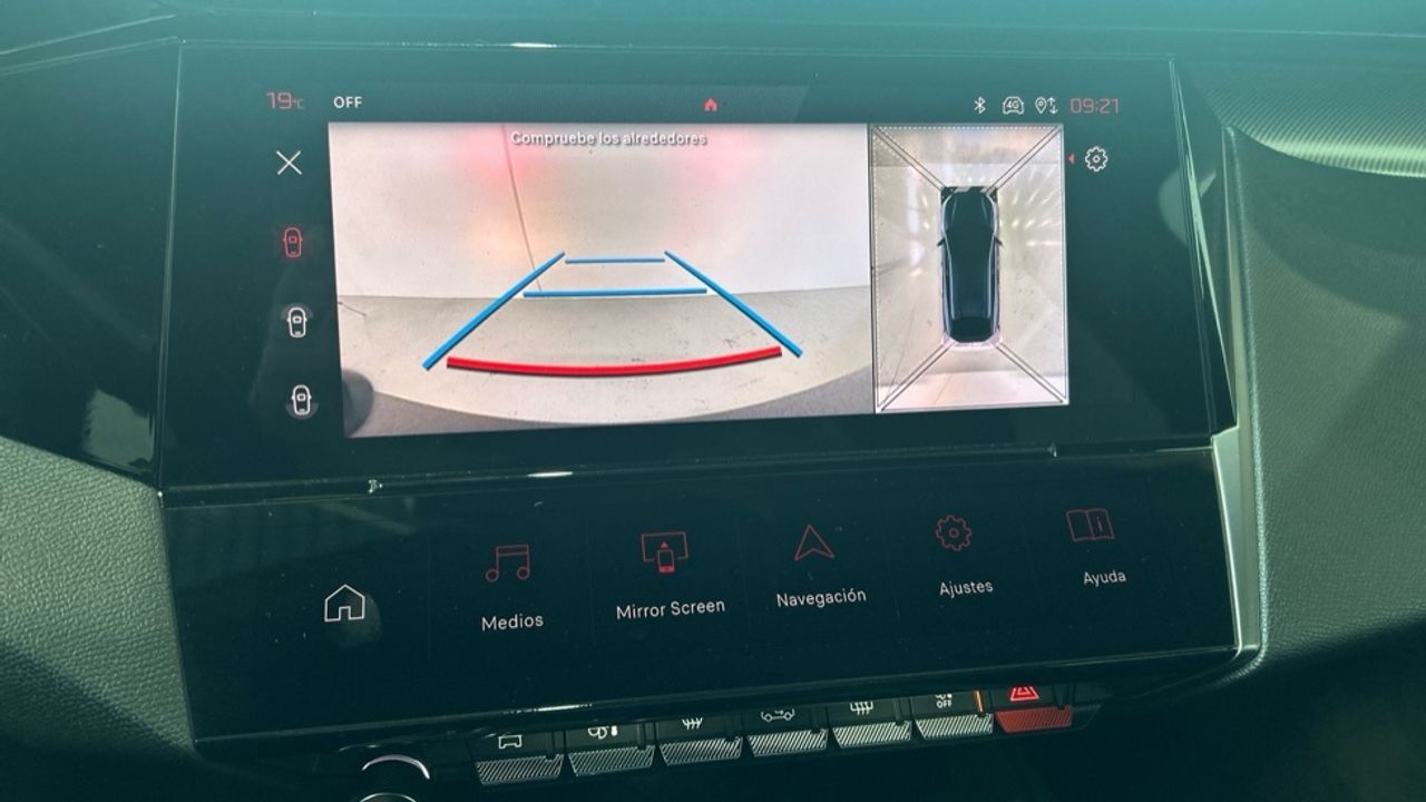 Foto Peugeot 408 25
