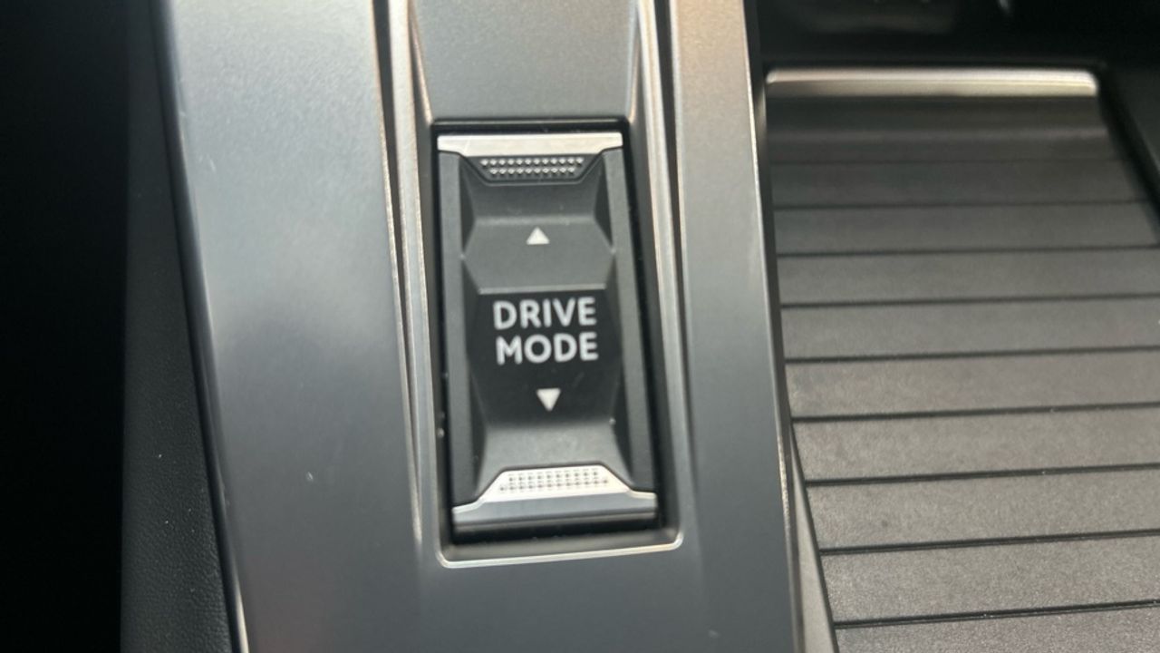 Foto Peugeot 408 29