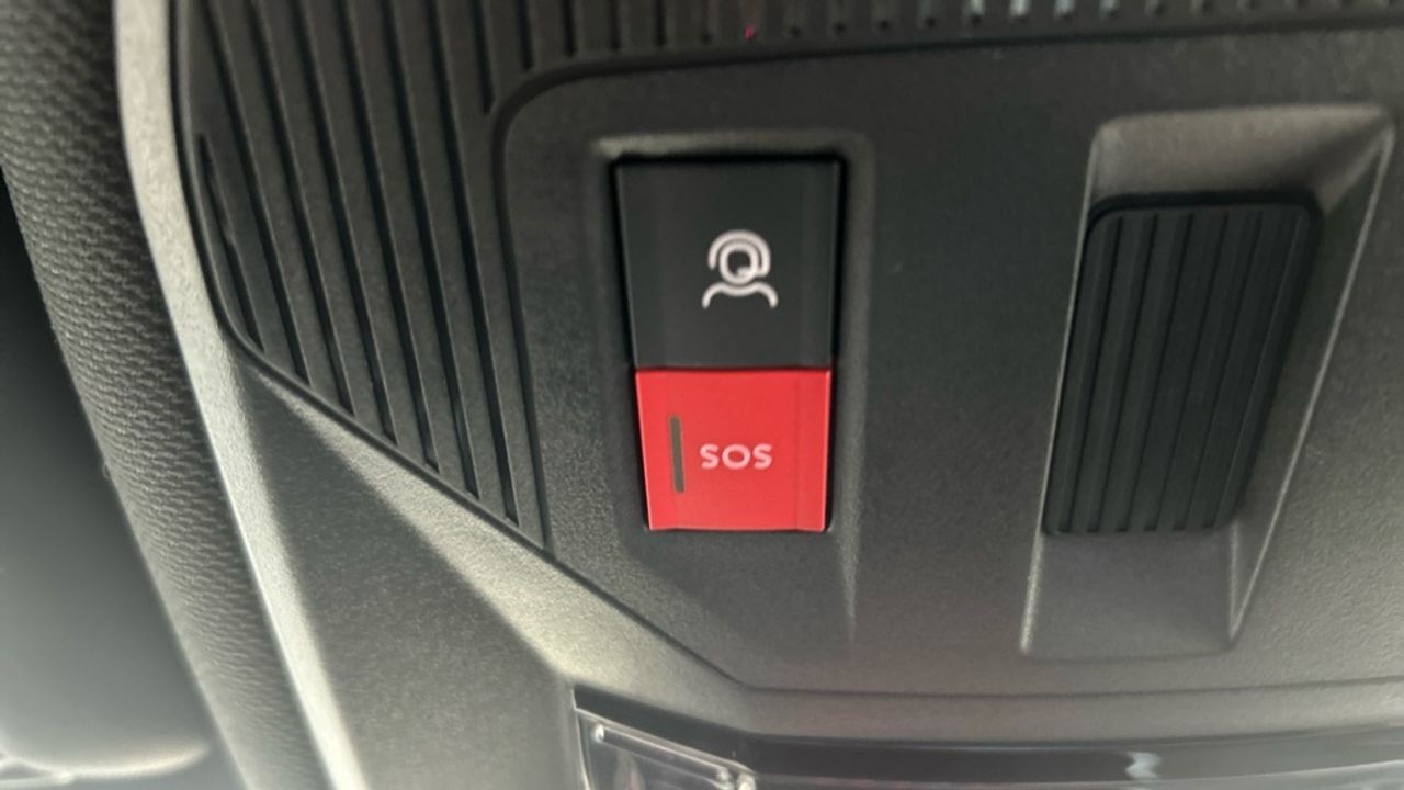Foto Peugeot 408 35