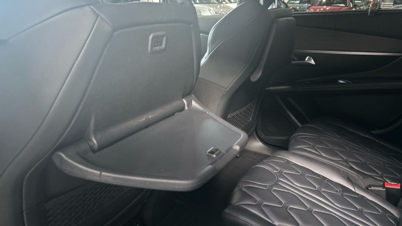 Foto Peugeot 5008 27