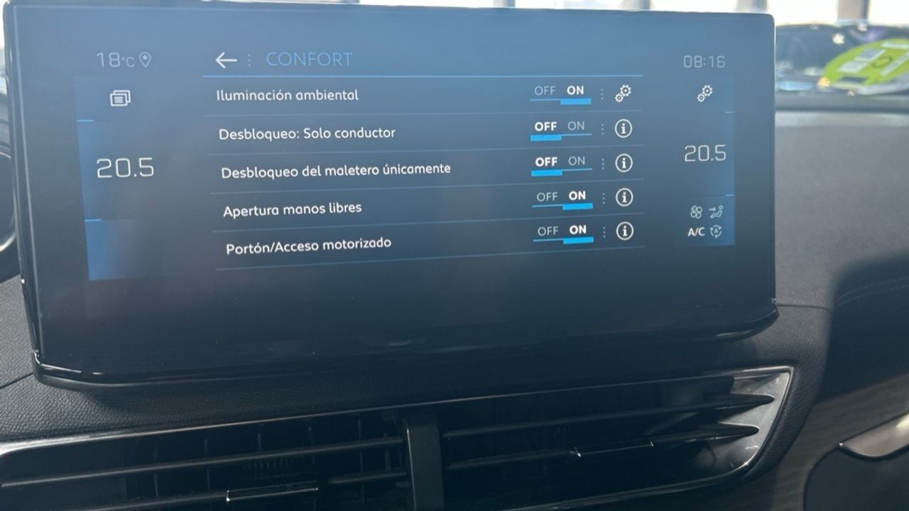 Foto Peugeot 5008 32