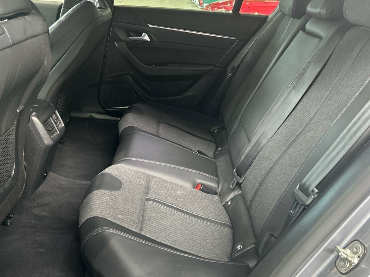 Foto Peugeot 508 10