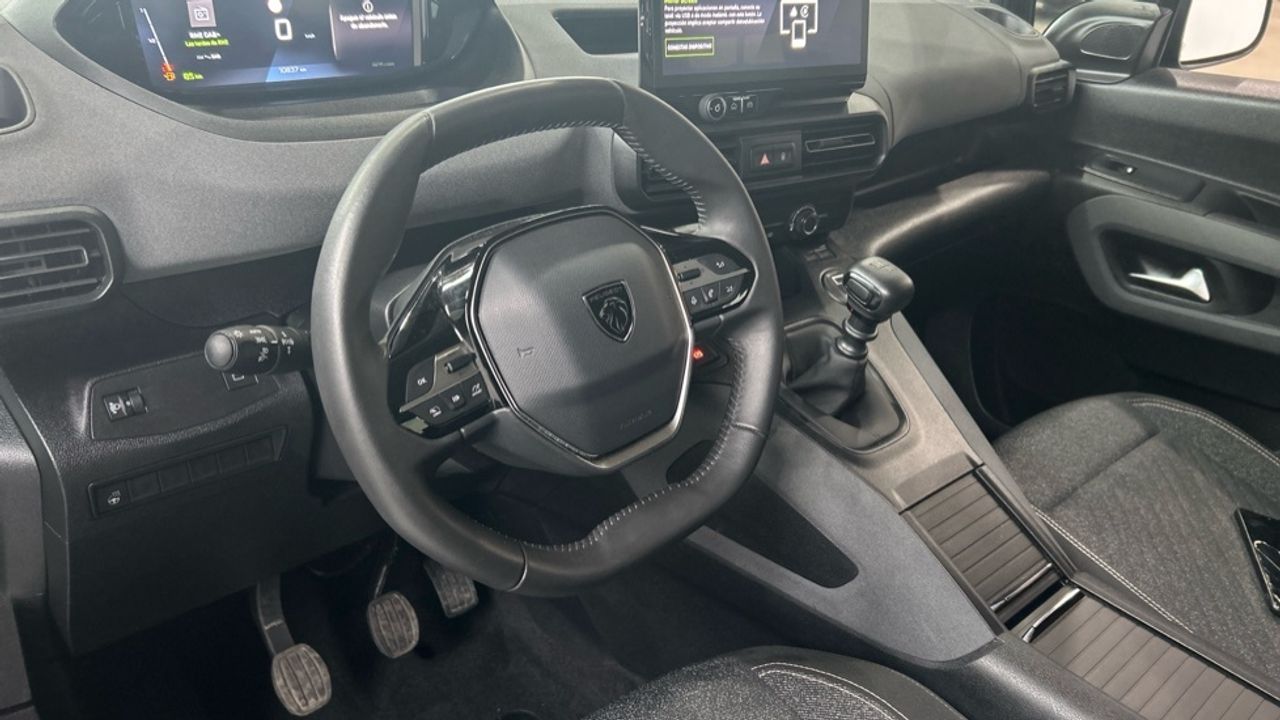 Foto Peugeot Rifter 21