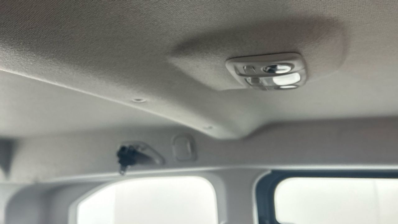 Foto Peugeot Rifter 28