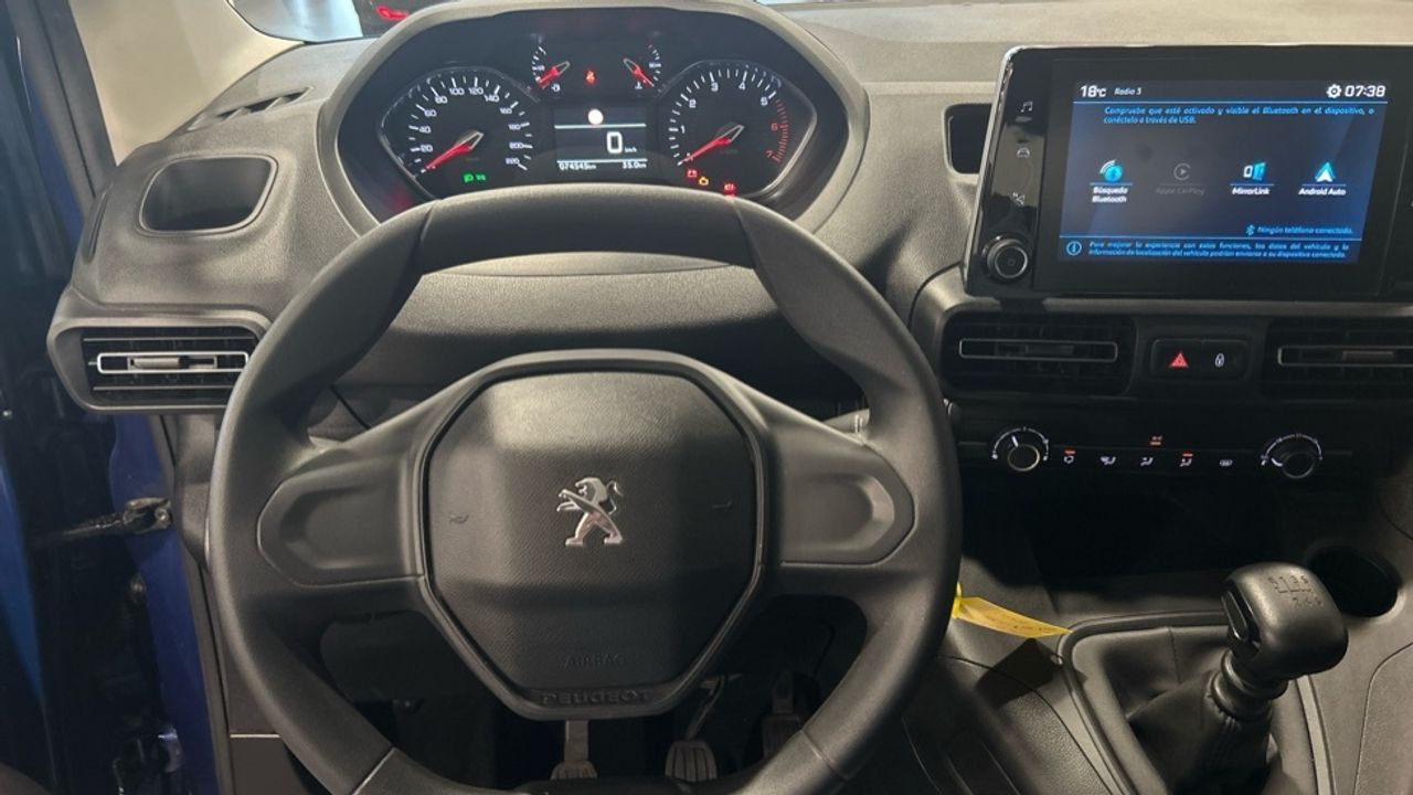Foto Peugeot Rifter 9