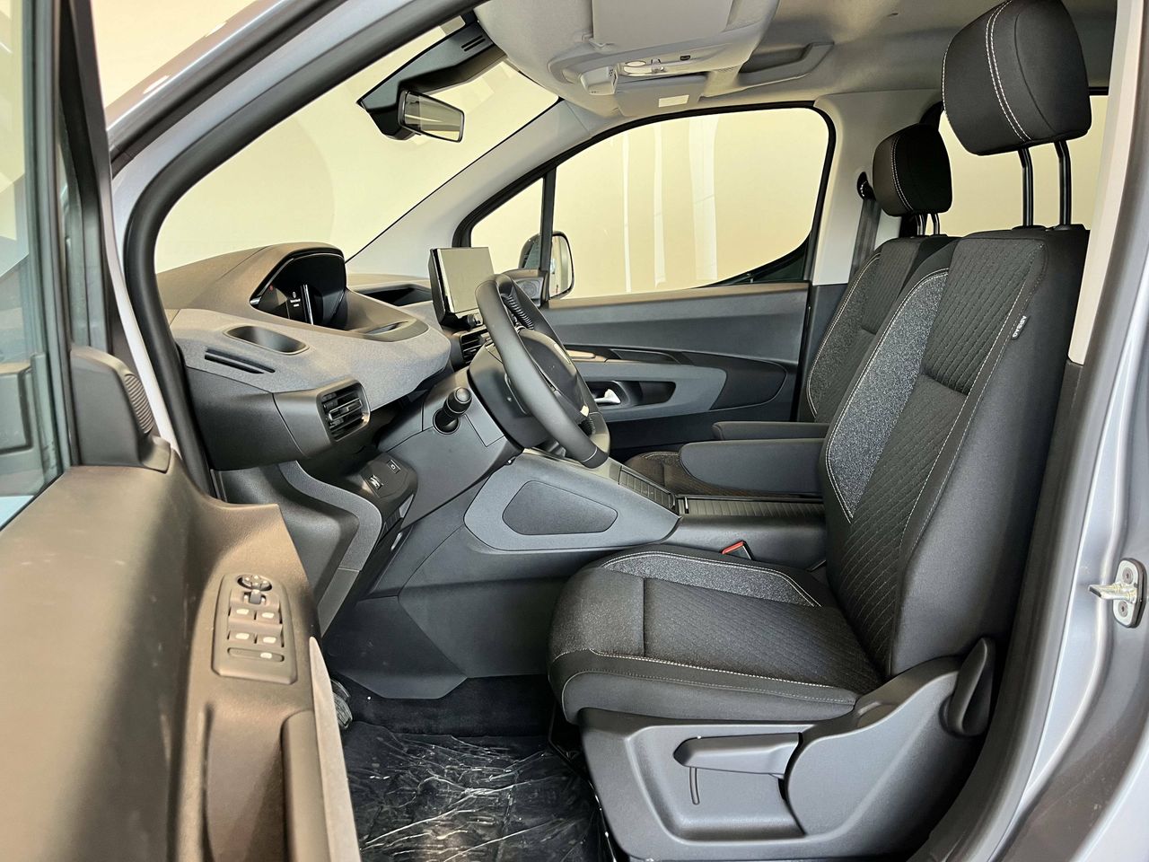 Foto Peugeot Rifter 9