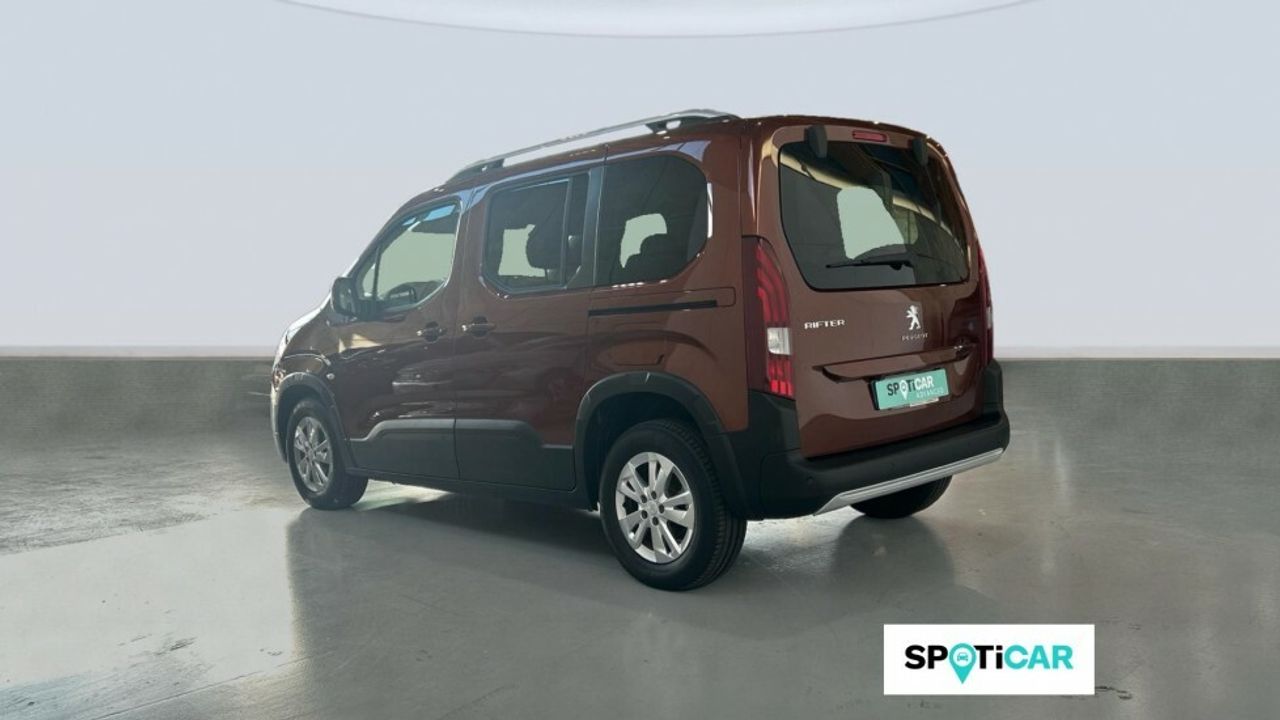 Foto Peugeot Rifter 7