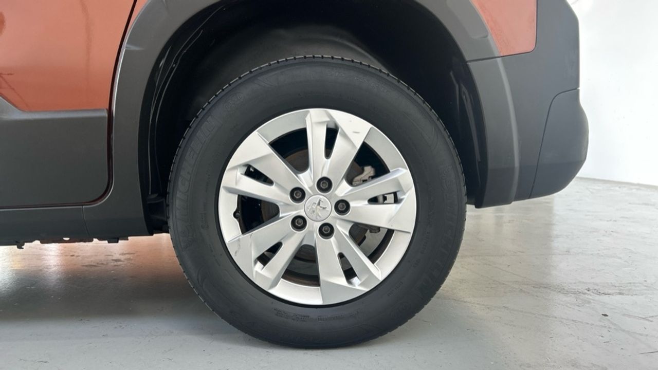 Foto Peugeot Rifter 13