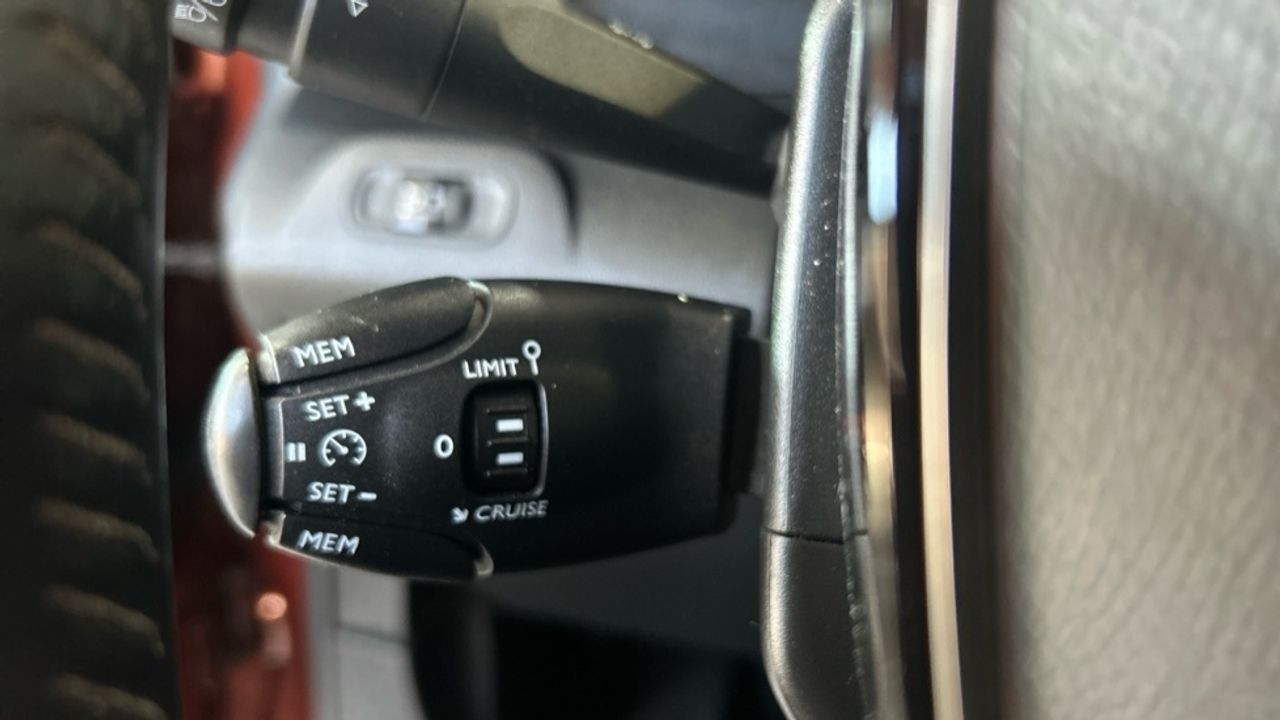 Foto Peugeot Rifter 28