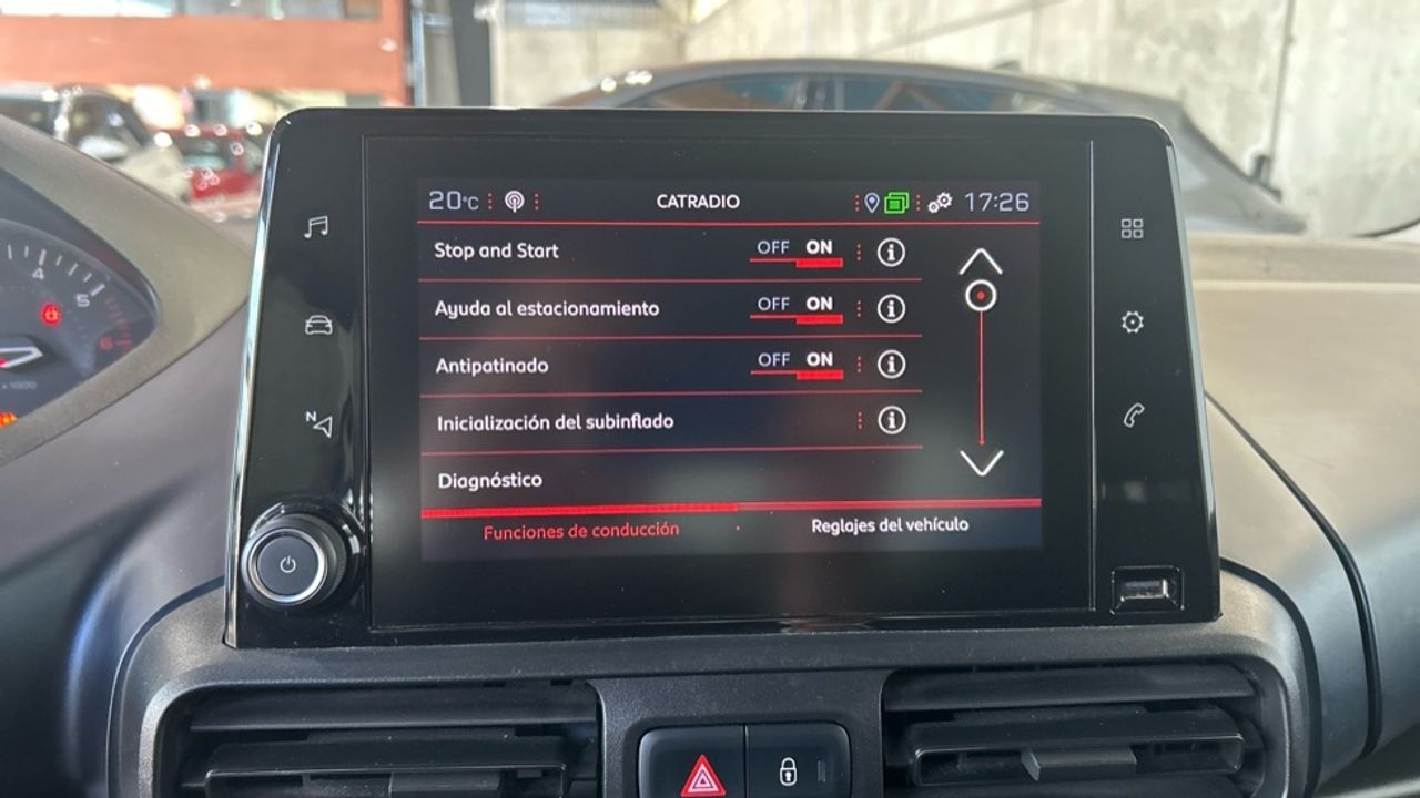 Foto Peugeot Rifter 35